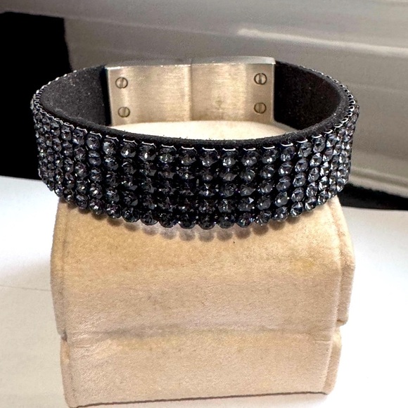 ✨ Stunning Rare Vintage Swarovski Vilja USB Key and Crystal Bracelet - Picture 10 of 16